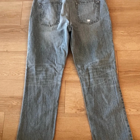 Men's Distressed Blue Jeans - Picture 4 of 8